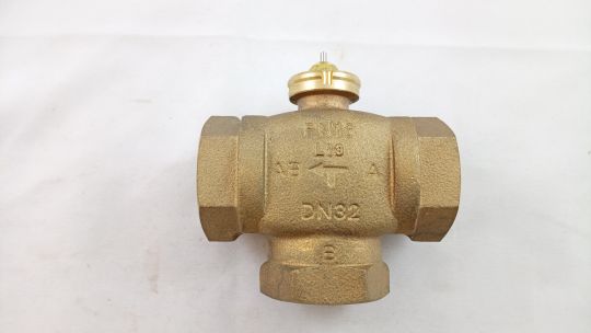 Danfoss 065F0032 - Регулирующий клапан 3-ходовой VMV Ду 32