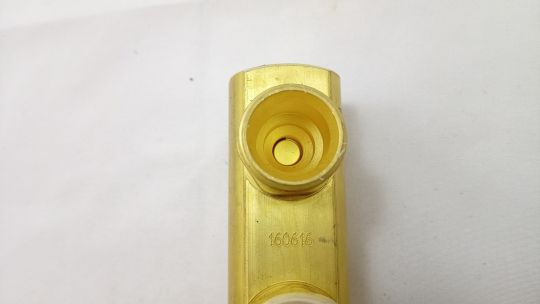 Danfoss 088U0545 - Распределительный коллектор типа FHF с запорным вентилем, конфигурация 5+5