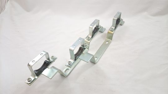 Danfoss 088U0585 - FHF-MB - кронштейн для крепления распределительных коллекторов