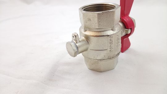 Danfoss 187F0591 - Латунный шаровой кран Dn25, G1B, с резьбовым штуцером M10x1 для монтажа термодатчика