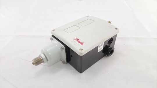 Danfoss 017D002766 - Реле давления RT262A, диапазон давлений 0-0,3 бар, дифференциал 0,035 бар, G3/8