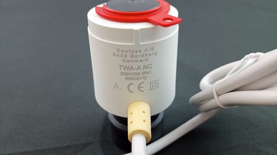 Danfoss 088H3112 - Термоэлектрический привод TWA-A, 230 В, Нормально закрытый