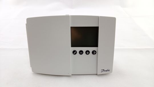 087B1120 Контроллер отопления электронный ECL Comfort 200, универсальный, 230 В