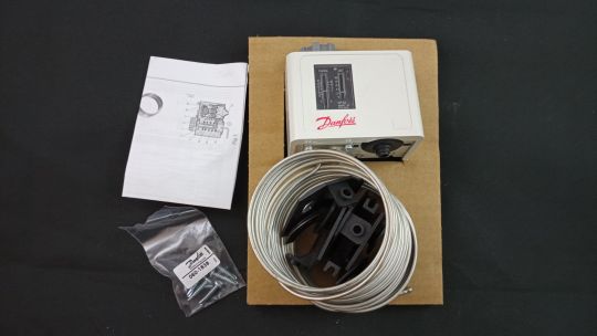060L126466 Термостат капиллярный Danfoss KP61 6m