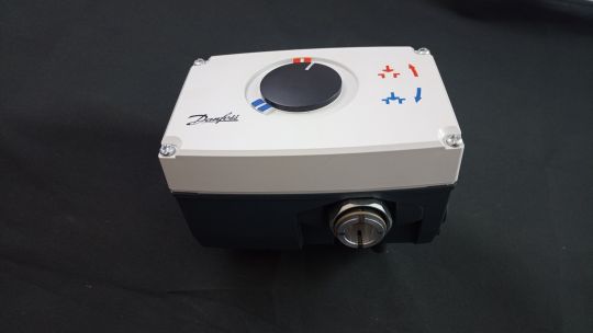 082G3041 Danfoss Электропривод 3-х позиц AMV 23 SU