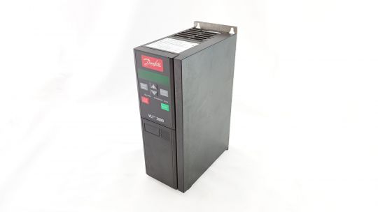 195N1051 Частотный преобразователь Danfoss VLT 2822-3  3,6 кВт