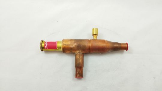 Регулятор давления конденсации KVR 12 Danfoss 034L0093